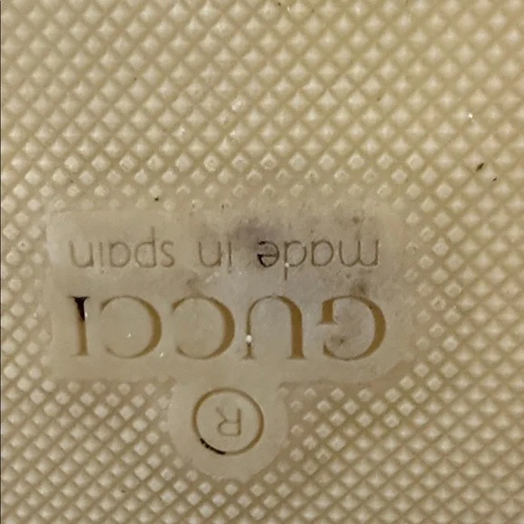 Gucci Women's Metallic Gold Wedge Sandals - Picture 4 of 4